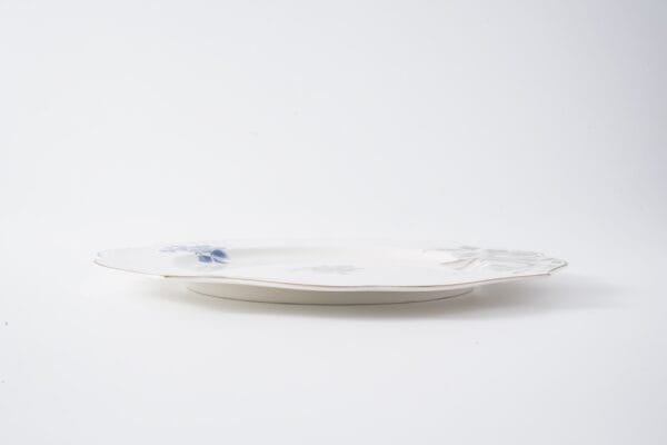 Elegant Floral Scalloped Ceramic Dinnerware Set - 图片 3