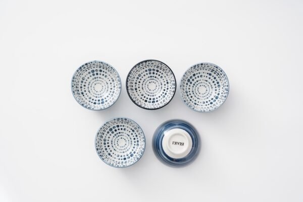 Handcrafted Japanese Ceramic Bowls – Geometric Designs - 图片 3