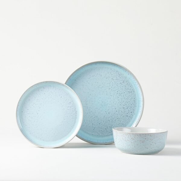 Blue Ceramic Plates & Bowls Set - Wholesale Dinnerware for B2B Clients