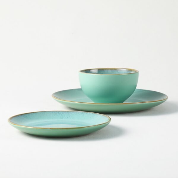 Light Blue Ceramic Plates & Bowls Set - Wholesale Dinnerware Collection